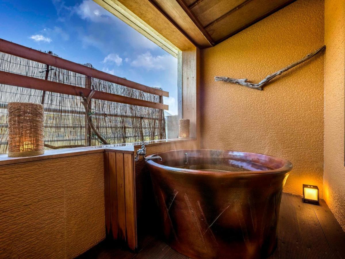 Готель Ooedo Onsen Monogatari Enakyo Екстер'єр фото
