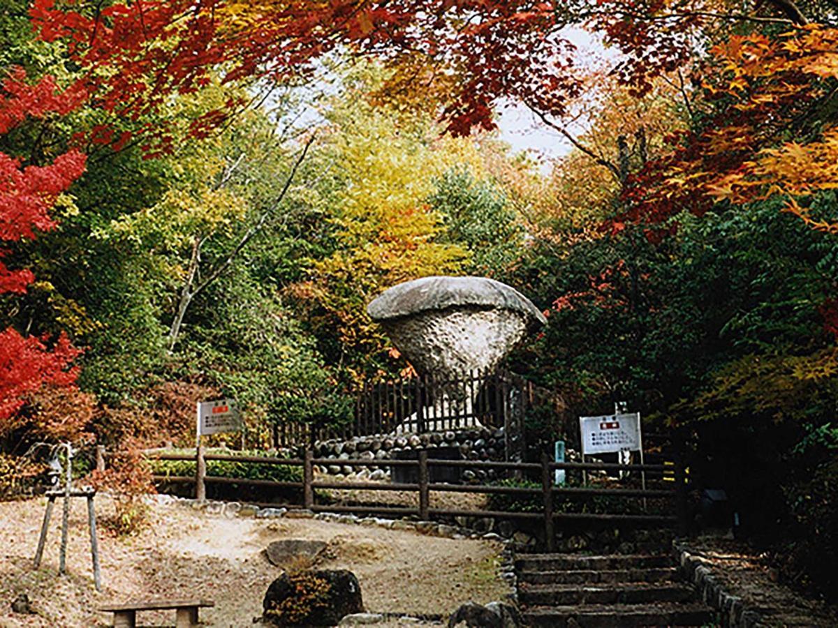 Готель Ooedo Onsen Monogatari Enakyo Екстер'єр фото