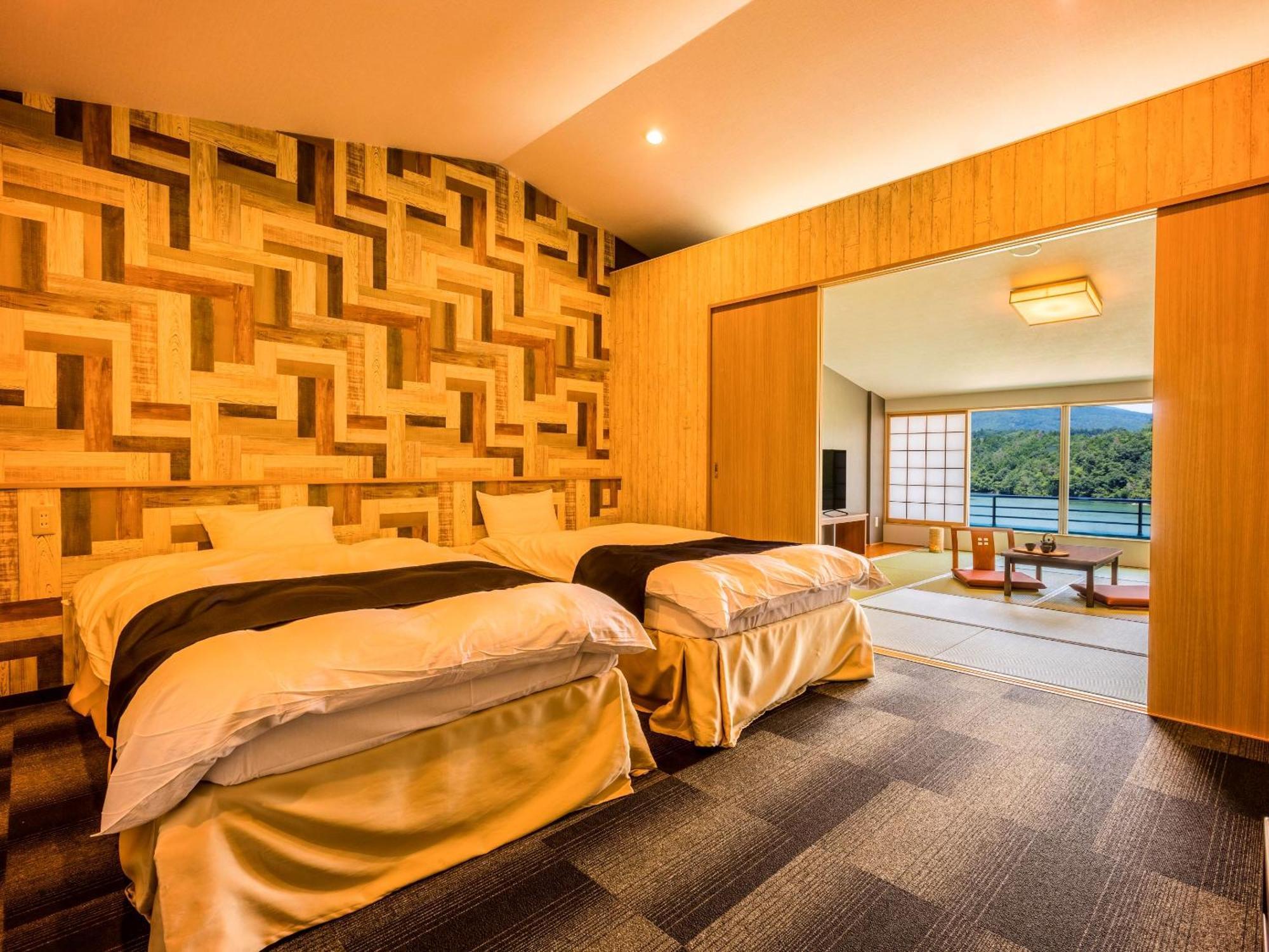 Готель Ooedo Onsen Monogatari Enakyo Екстер'єр фото